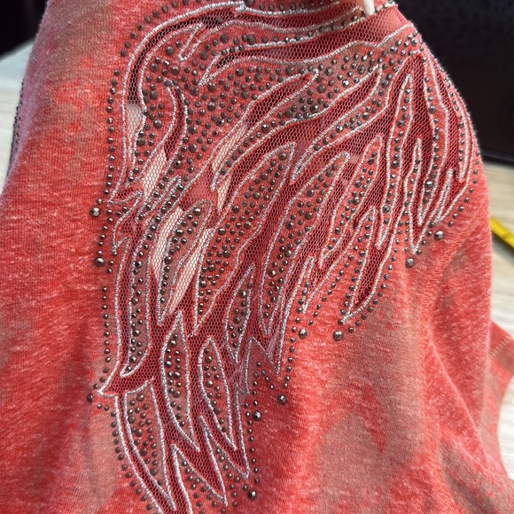 Women’s Miss Me Angel Wings tee shirt with lace and silver stud - Picture 11 of 11